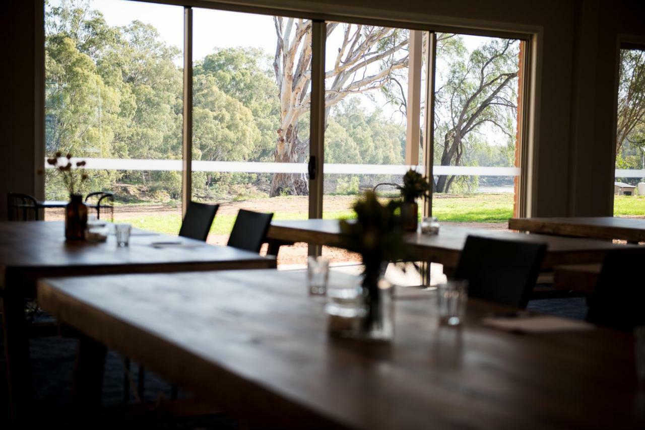 Cadell On The Murray Motel Moama Exteriör bild